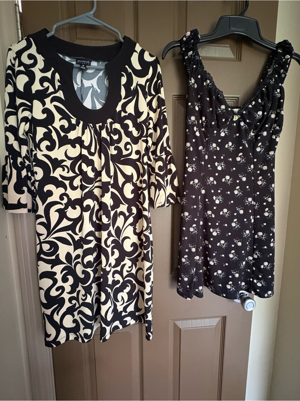 Sale Dresses for Pair! Enfocus Studio Black and Cream Swirl Pattern Top